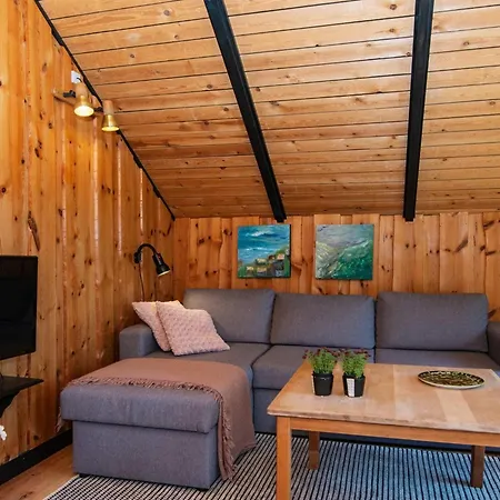 Σπίτι διακοπών Secluded Haven Near Sea - By Traum Oster Vrogum