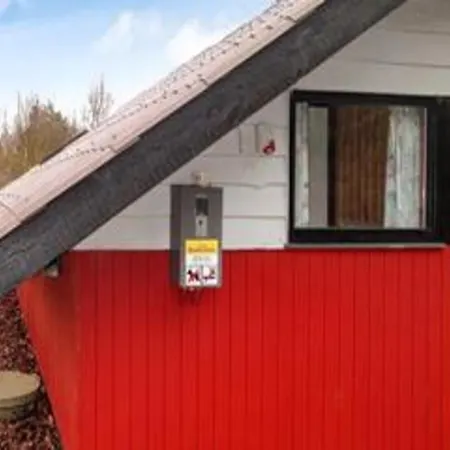 4 Person In Oksbol