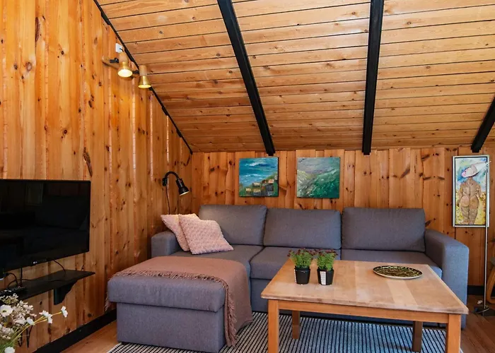 بيت للعطل Secluded Haven Near Sea - By Traum Oster Vrogum